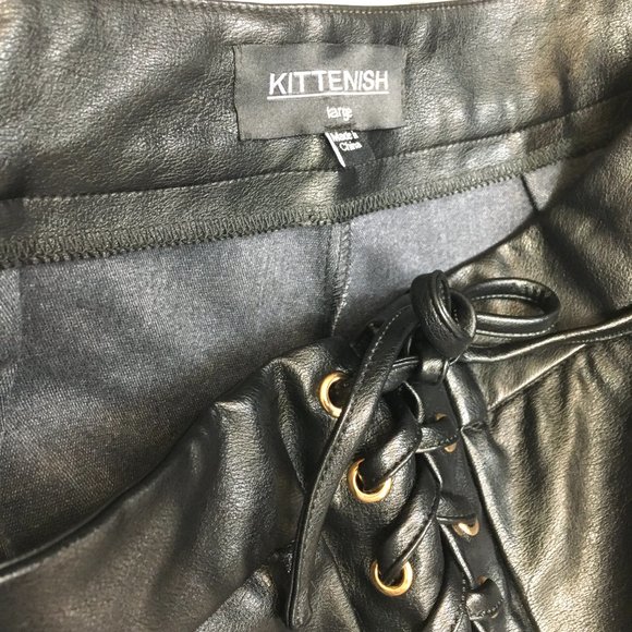 Kittenish Lace Up Front Blk Faux Leather Pants EUC - Picture 6 of 14